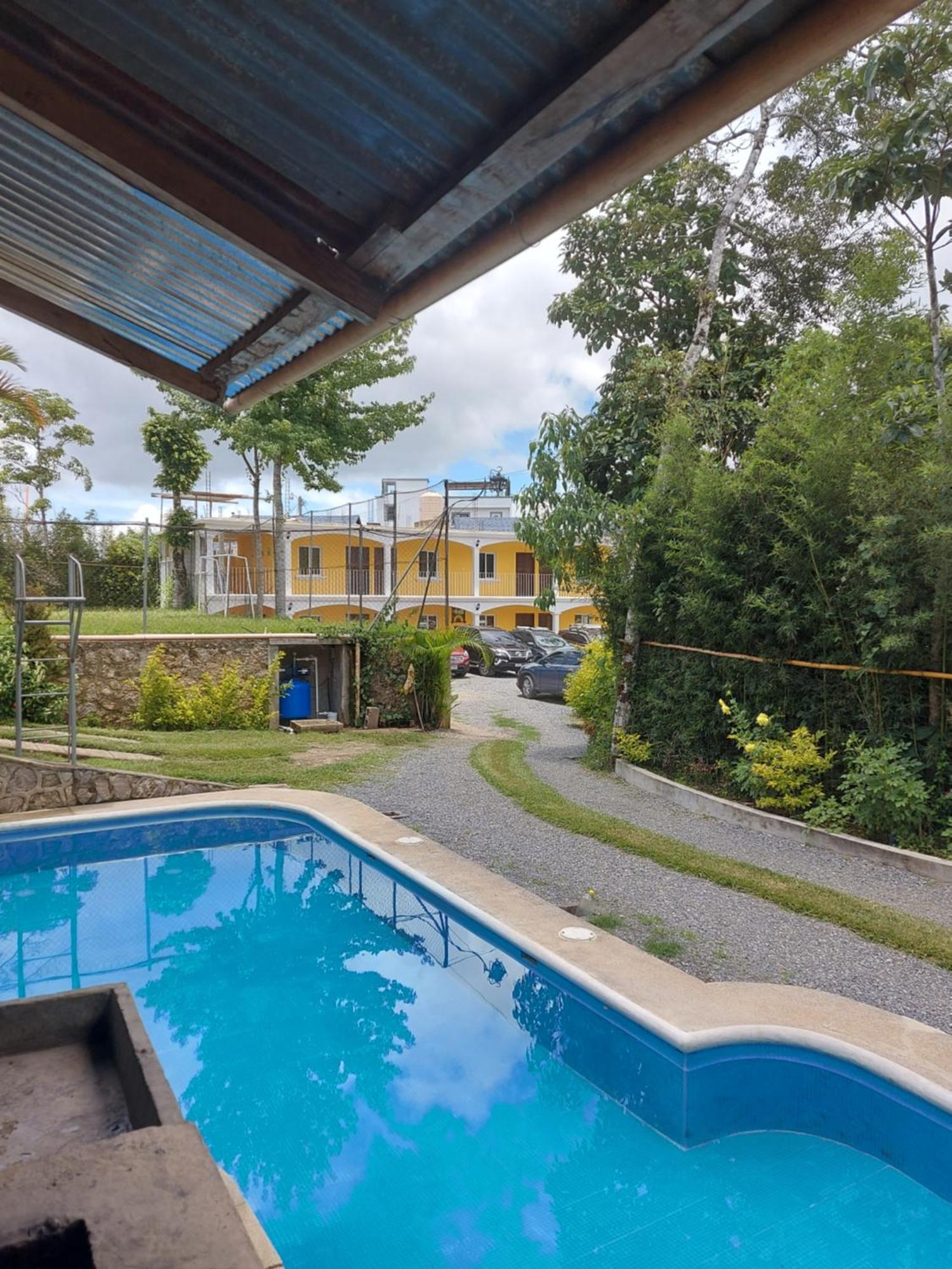 Hotel Los Reyes Cobán エクステリア 写真